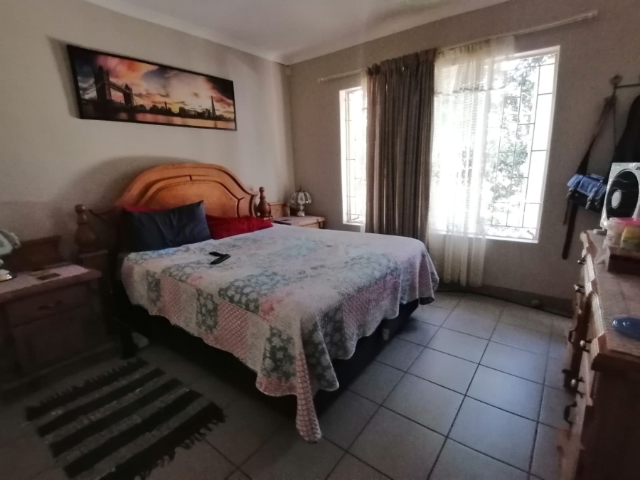 3 Bedroom Property for Sale in Geelhoutpark North West